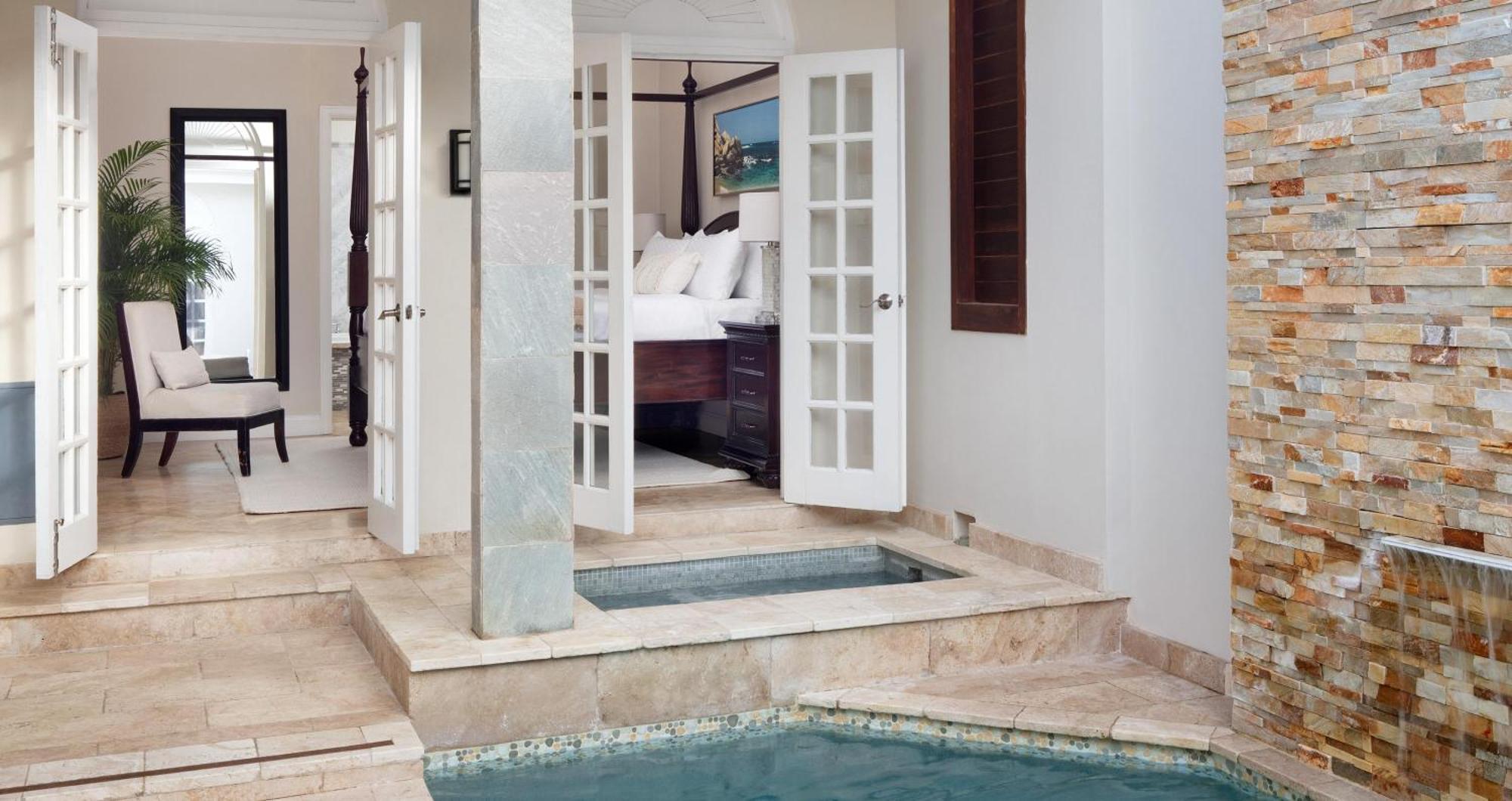 Sandals Ochi Beach All Inclusive Resort - Couples Only (Adults Only) オーチョ・リオス エクステリア 写真
