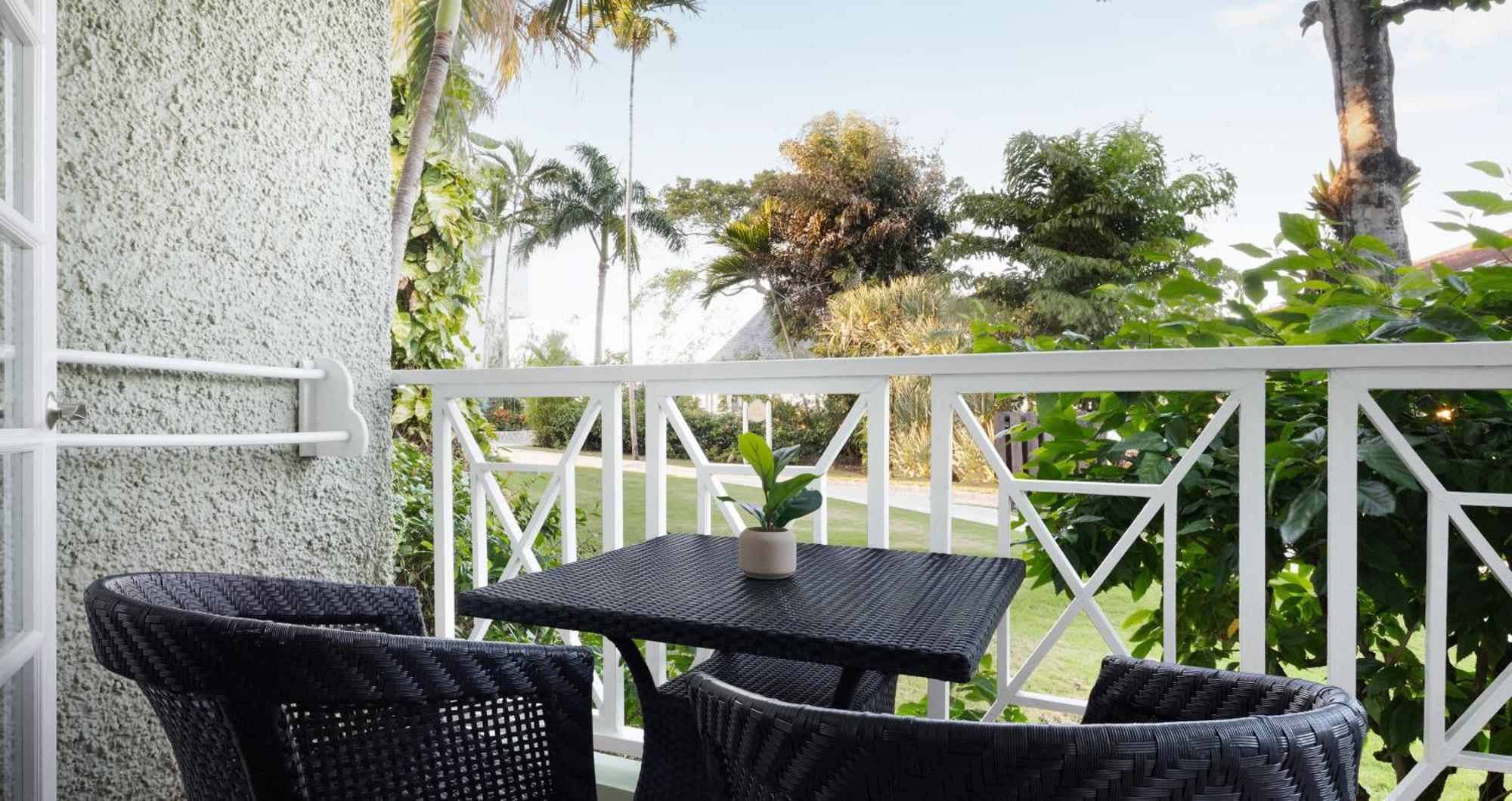 Sandals Ochi Beach All Inclusive Resort - Couples Only (Adults Only) オーチョ・リオス エクステリア 写真