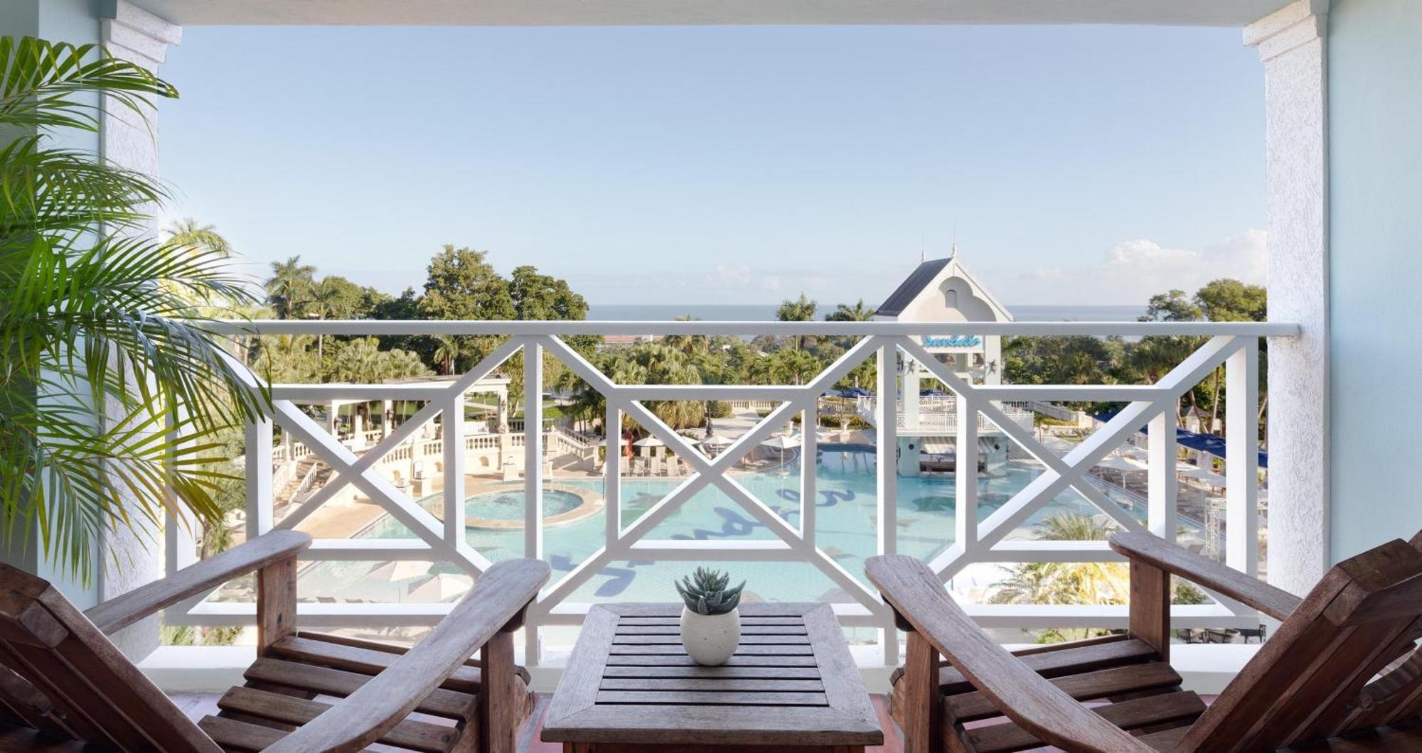 Sandals Ochi Beach All Inclusive Resort - Couples Only (Adults Only) オーチョ・リオス エクステリア 写真