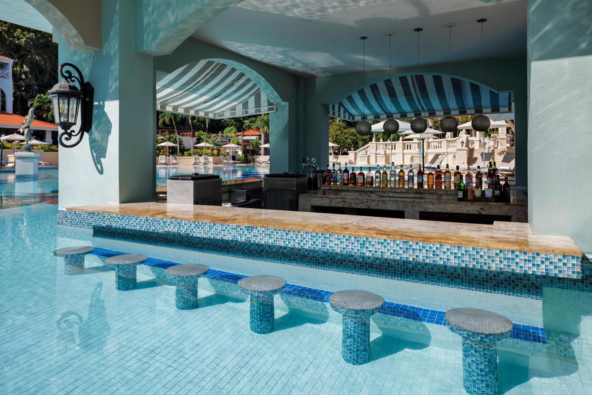 Sandals Ochi Beach All Inclusive Resort - Couples Only (Adults Only) オーチョ・リオス エクステリア 写真