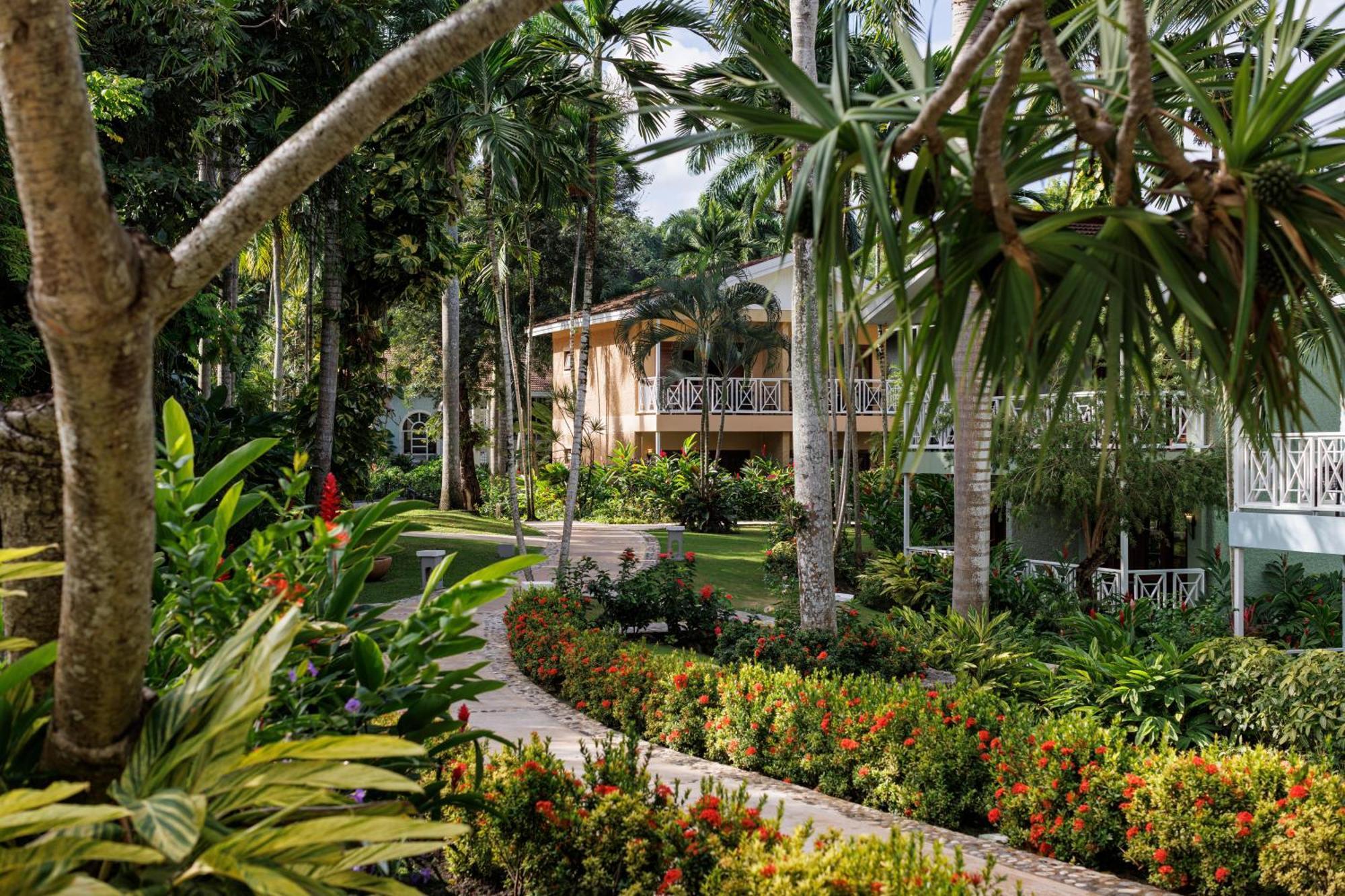 Sandals Ochi Beach All Inclusive Resort - Couples Only (Adults Only) オーチョ・リオス エクステリア 写真